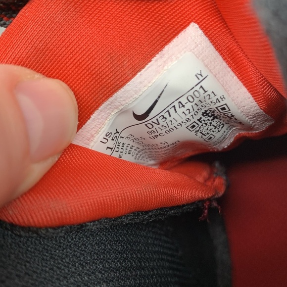 Nike Little Posite One Foamposite Bred Black Red DV3774-001 Youth Size 1.5 - Picture 10 of 10